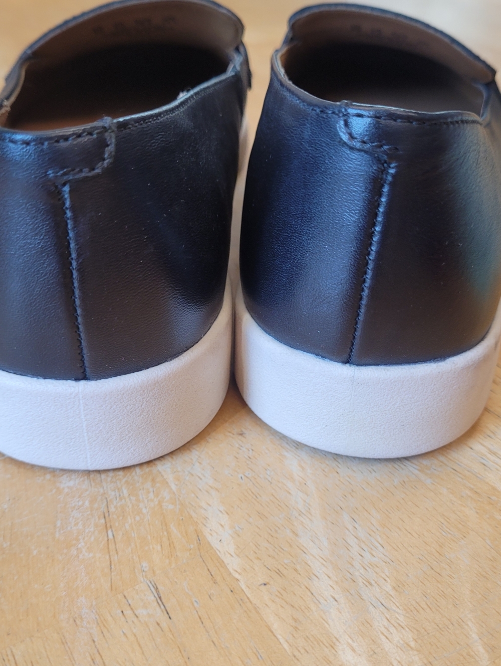 Naturalizer Black Leather Karis Slip-on Loafer 8.5 EU 38.5 - Picture 7 of 8